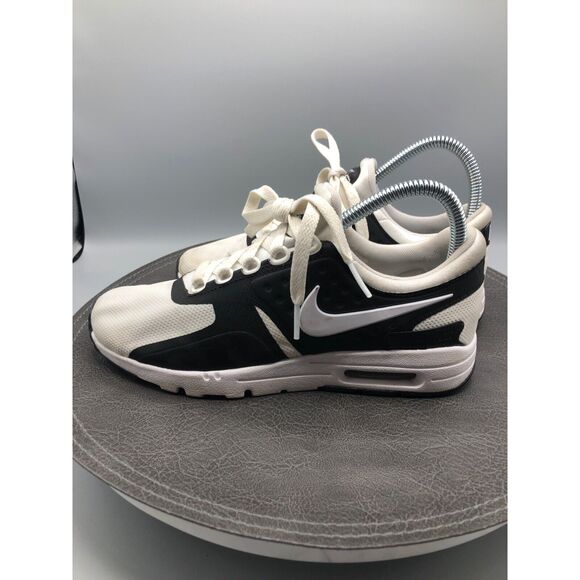 Nike Shoes Womens 7 Air Max Zero Black White Lace Up Sneaker 857661-006 - Picture 4 of 8